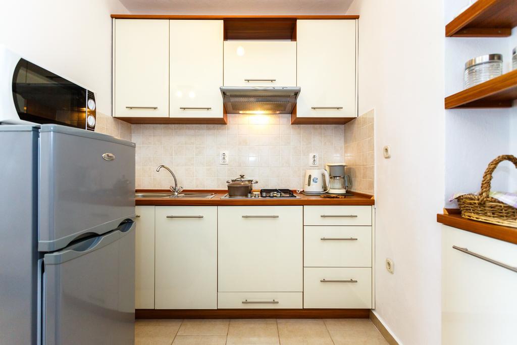 Apartmani Anica Risika Esterno foto