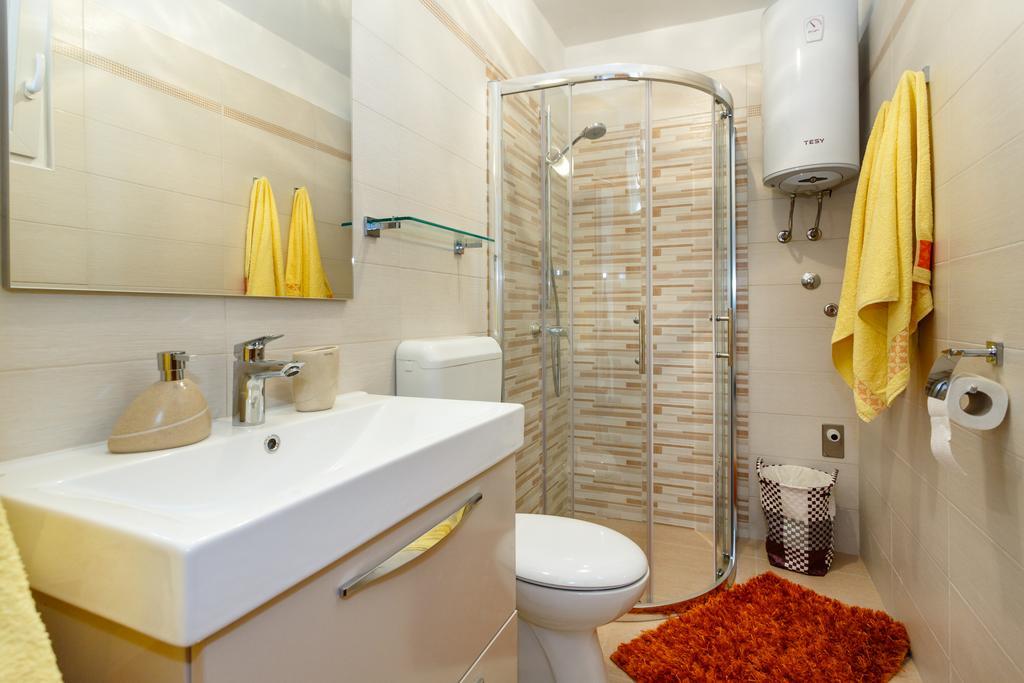 Apartmani Anica Risika Esterno foto