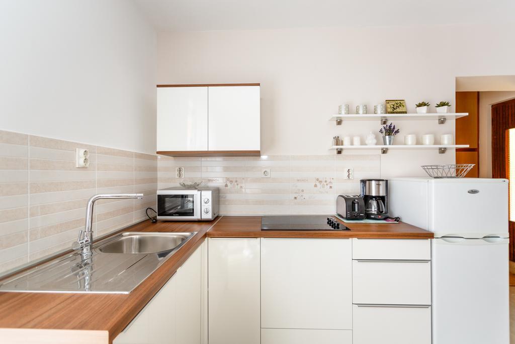 Apartmani Anica Risika Esterno foto