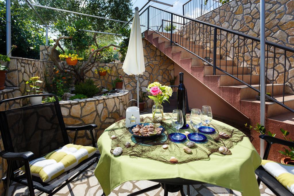 Apartmani Anica Risika Esterno foto